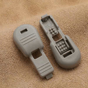 Al por mayor: Clip de bloqueo de extremo de cordón de nailon plástico para cordones de mochilas, equipaje, prendas de vestir y cordones de zapatos - Product Image 4