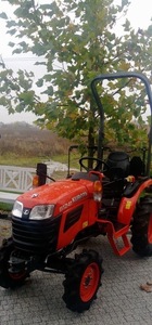 Tracteur chenillé 4x4 90 CV avec pompe à engrenages et boîte de vitesses - Équipement agricole - Product Image 2