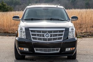 Offre Spéciale : Cadillac Escalade Hybride Platinum Edition 4x4 d'occasion - PRÊT À EXPÉDIER - Product Image 1