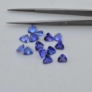 6mm Naturel Tanzanite À Facettes Trillion Cut Pierres Précieuses En Vrac Pour Bijoux En Gros Pierre De Coupe À Vendre Fabricant En Inde - Product Image 4