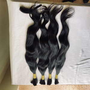 Paquet de tissage de cheveux raides ondulés naturels vierges de vison bruts non transformés indiens vente en gros d'extensions de cheveux humains en vrac bruts indiens - Product Image 1