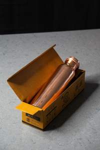 Botella de Agua de Cobre Puro de Alta Calidad Disponible en Diferentes Estilos con Empaque Premium - Product Image 5