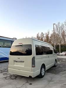 Venta de Fábrica: Autobús HIACE de 13 Asientos, Automático, Gasolina, Tipo Estándar, Autobús de Segunda Mano, Autocar de Lujo en Venta - Product Image 5
