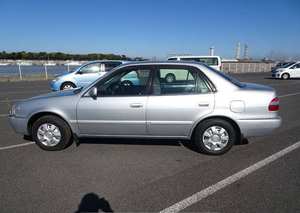 Se Vende Corolla 1998 con Volante a la Izquierda, Emisión Euro III, Más de 100,000 Millas - Product Image 3