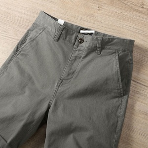 Logo personnalisé Short cargo décontracté pour homme 100% coton Taille élastique Coupe ample Pantalon de sport de plein air à motif droit - Product Image 6