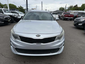 2019 K-i-a Op-ti-ma Used Sedan Automatic/Manual Gear Box 4L Engine Diesel Gas Fuel Leather Seats Rear <b>Camera</b> LHD Dark Interior - Product Image 5