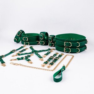Ensemble de retenue BDSM 16 pièces de différentes couleurs et options de quincaillerie ceinture et menottes de cuisse BDSM-0020 en cuir de vachette véritable - Product Image 6