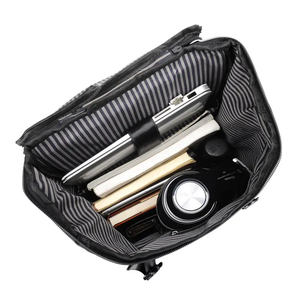 Mochila para Portátil de Gran Capacidad de 15.6 Pulgadas, de Tela Oxford, Impermeable, con Puerto USB, Estilo Ejecutivo, Forro de Poliéster - Product Image 1