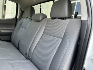 Toyota Tacoma 4WD SR5 2023 Usada en Buen Estado - Product Image 6