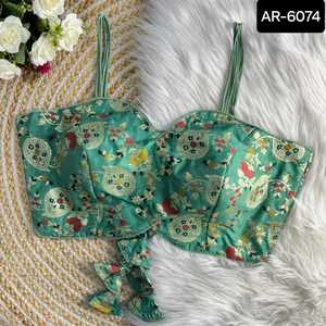 Collection de vêtements ethniques indiens traditionnels pour femmes robe et tenue de fête saree en georgette lourde avec chemisier de travail de tissage - Product Image 2