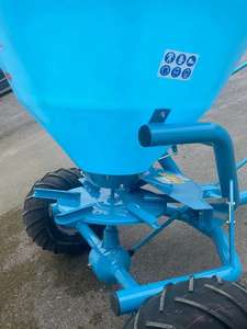 ผู้ผลิตเครื่องหว่านเมล็ดและเครื่องปลูกข้าวโพดพร้อมการใส่ปุ๋ย - Product Image 4