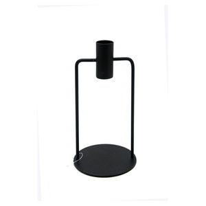 Portavelas cónico de Metal de diseño de tendencia acabado plateado y negro para el hogar y la decoración de mesa de Navidad velas hechas a mano - Product Image 6