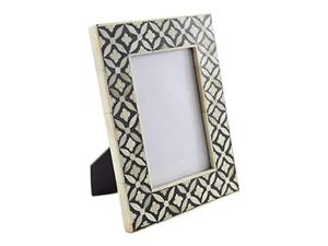 Marco de fotos con incrustaciones de hueso y resina con Incrustaciones de nácar que añaden elegancia a tus recuerdos - Product Image 2
