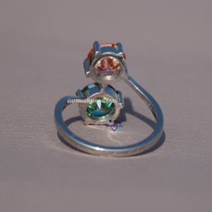 Anillo solitario de compromiso Toi Et Moi de oro blanco clásico de 14kt, ajuste de punta de diamante hecho en laboratorio de corte brillante para fiestas de boda - Product Image 2