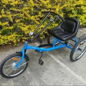 MEJOR 48V 700W Triciclo eléctrico plegable de doble motor con fuente de alimentación de batería de litio negra de 42x22x33 pulgadas y W - Product Image 1