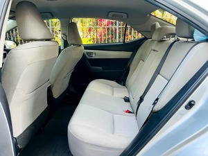 โตโยต้า โคโรลล่า เอสอี พลัส ปี 2015 สภาพดีเยี่ยม เครื่องยนต์อัตโนมัติ เบาะหนัง - Product Image 4