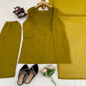 Ensemble 3 pièces haut en fausse georgette, pantalon cousu et dentelle ornée de Dupatta pour femme - Product Image 5