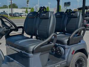 Voiturette de golf 4 places blanche de qualité abordable avec batterie au lithium de 105Ah pour les déplacements urbains et les centres de villégiature - Product Image 6