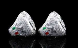 Anillo de Hip Hop de Lujo con Incrustaciones de Moissanita, DEF 0.5 Quilates, Plateado - Product Image 3