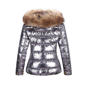 Chaqueta acolchada asequible para mujer, venta al por mayor, uso en exteriores, soporte de poliéster, venta al por mayor, acolchada para mujer - Product Image 3