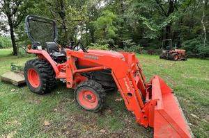 Cargador Frontal para Tractor de Jardín M5660SUHD 4WD, 65HP, Transmisión por Engranajes, Equipo Agrícola Multifuncional - Product Image 4