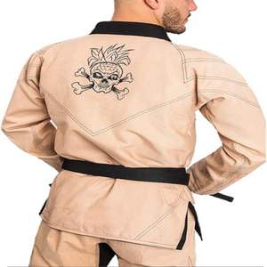 Unisex de peso medio 220g Karate Gi poliéster de alta calidad/algodón artes marciales uniforme adultos logotipo personalizado impresión Digital cinturón gratis - Product Image 4
