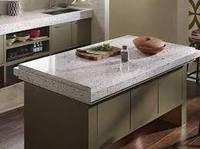 Dalles de granit noir poli au design moderne, écologiques, garantie à vie, marque Stonex, comptoirs de cuisine extérieure, escaliers, Sésame
