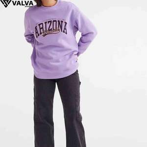 Jersey de manga larga de moda para mujer Sudadera estampada para mujer para estilo callejero personalizado según su marca. - Product Image 1