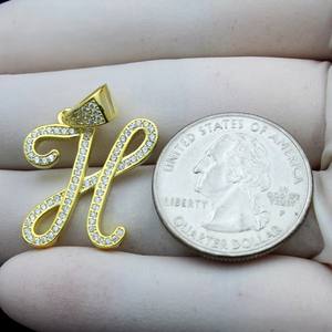 Pendentif en forme de lettre H, pendentif en diamant moissanite sans chaîne, argent sterling 925, pendentif glacé, cadeau d'anniversaire - Product Image 3