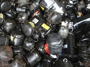 Compresor de refrigerador de chatarra usado asequible AC y chatarra de refrigerador Reciclaje de chatarra de compresor usado - Product Image 3