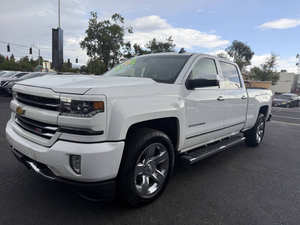 Chevrolet Silverado 1500 LTZ Z71 d'occasion 2018, garantie OEM d'un an, origine américaine - Product Image 2