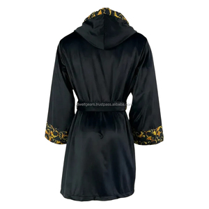 Fabricante OEM de batas de boxeo: Suministro al por mayor de batas de boxeo personalizadas de satén con capucha para el ring - Product Image 4