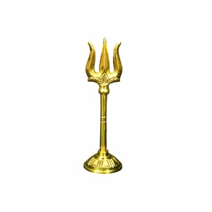 Golden Trishul Idol Diseñado con un acabado dorado suave y una base resistente, esta pieza es ideal para templos caseros - Product Image 5