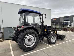 Tracteur LOVOL 35HP 4WD avec cabine et chargeur frontal de 450 kg, châssis robuste, à vendre - Product Image 3