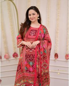 Tenues de mariage indiennes de créateur, Salwar Kameez pour femmes, Kurtis de princesse, Vêtements indiens/pakistanais purs fabriqués en Inde pour grossistes - Product Image 6