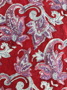 CHHAAPE Tissu en coton imprimé à la main pour femme, motif floral Paisley rouge, lavande et blanc |   Textile traditionnel indien - Product Image 4