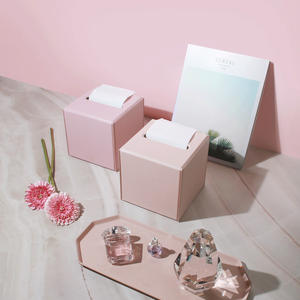 FENICE Élégamment conçu 145*145*145mm Boîte à mouchoirs en rouleau étanche et pour divers espaces - Product Image 5