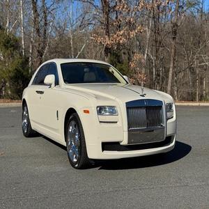 Auto Usado Sedán 2013 Ghost 6-6L 48V Turbo V12 con Motor Automático - Product Image 1