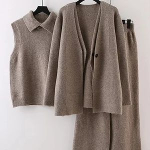 Jersey informal de Invierno para mujer, chaleco con cuello en V, cárdigan irregular, pantalones sueltos, conjuntos de 3 piezas en patrón de lona sólida - Product Image 3