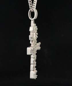 Colgante Ankh Chapado en Oro Blanco de 14K con Diamante Moissanita de Corte Princesa Estilo HipHop - Product Image 3