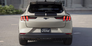 Mejor Precio para Ford Mustang Mach-E SUV Usado 2026, Volante a la Izquierda/Derecha, Garantía de 3 Años, Listo para Enviar, Soporte OEM Personalizado - Product Image 6