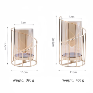 Elegante Portavelas de Metal y Vidrio con Diseño Moderno y Acabado Dorado para Decoración de Sala de Estar, Centro de Mesa y Eventos - Product Image 6