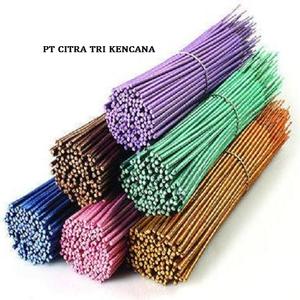 Goma de madera de fábrica rezando en polvo de madera de agar incienso DAMAR BATUGUM polvo de madera en polvo/TABU/JIGIT hacer polvo para Om Noi Tailandia - Product Image 1