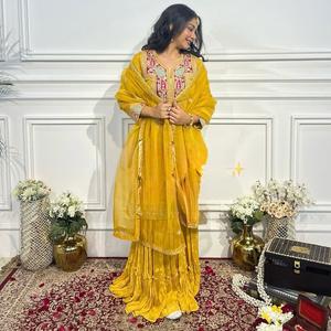 Exportación Venta Hermosa paquistaní Salwar Kameez para las mujeres tradicionales de la boda de la fiesta de desgaste de las opciones a los mejores precios - Product Image 1