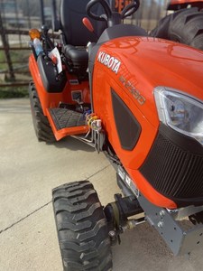 Pompe et boîte de vitesses en bon état, neuves ou d'occasion, pour tracteur agricole chenillé BX1880 4x4 12 CV – Fiabilité et rapidité garanties - Product Image 4