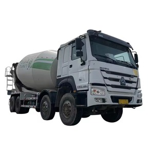 Camión Mezclador de Concreto de Servicio Pesado de 4 Metros Cúbicos, Tracción 4x2, Vehículo con Tanque de Mezcla de Cemento Confiable - Product Image 5