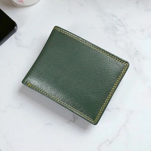 Approvisionnement en gros Portefeuille en cuir vert à la mode et plusieurs compartiments pour un rangement organisé disponibles au prix de gros - Product Image 4