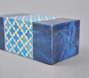 Boîte à bijoux en résine MDF incrustée faite à la main de qualité supérieure, taille personnalisable, forme, rangement élégant pour trésors, bleu, blanc. - Product Image 4