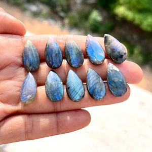 Lote al por mayor de labradorita azul natural brillante, piedra preciosa suelta de 10x20 mm, forma de pera, cabujón liso pulido y calibrado - Product Image 2