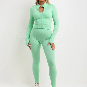 Ensemble de 3 pièces de vêtements de sport de couleur unie, ensembles de fitness personnalisés pour femmes, soutien-gorge à manches longues et leggings - Product Image 6
